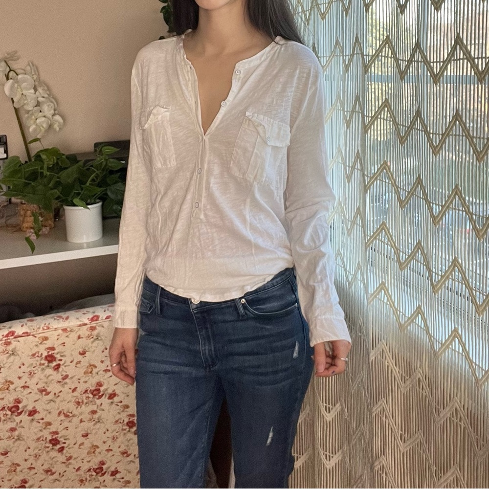 Bella Swan Alt White Double Pocket Henley